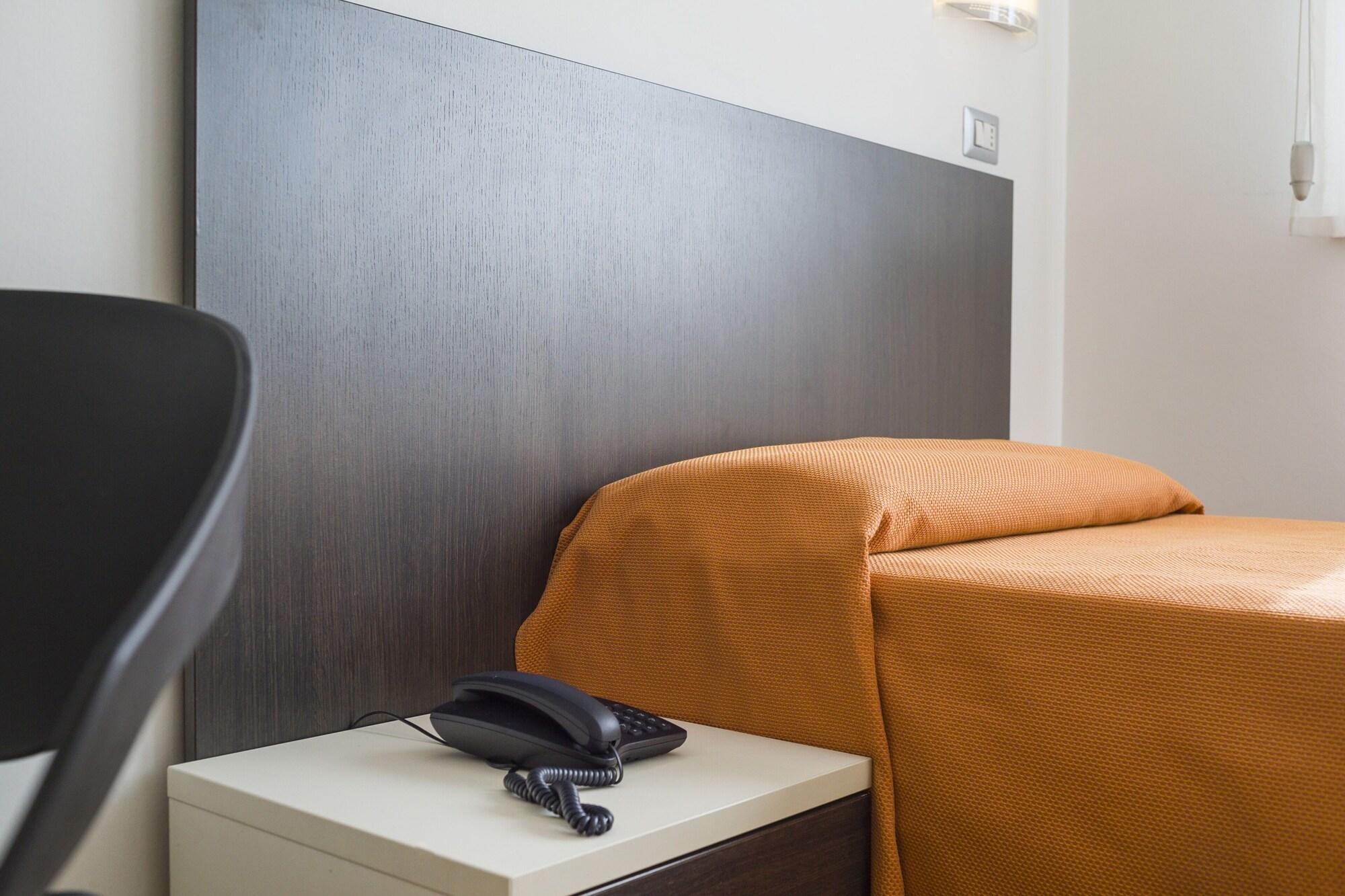 Hotel Sharing Turin Exteriör bild