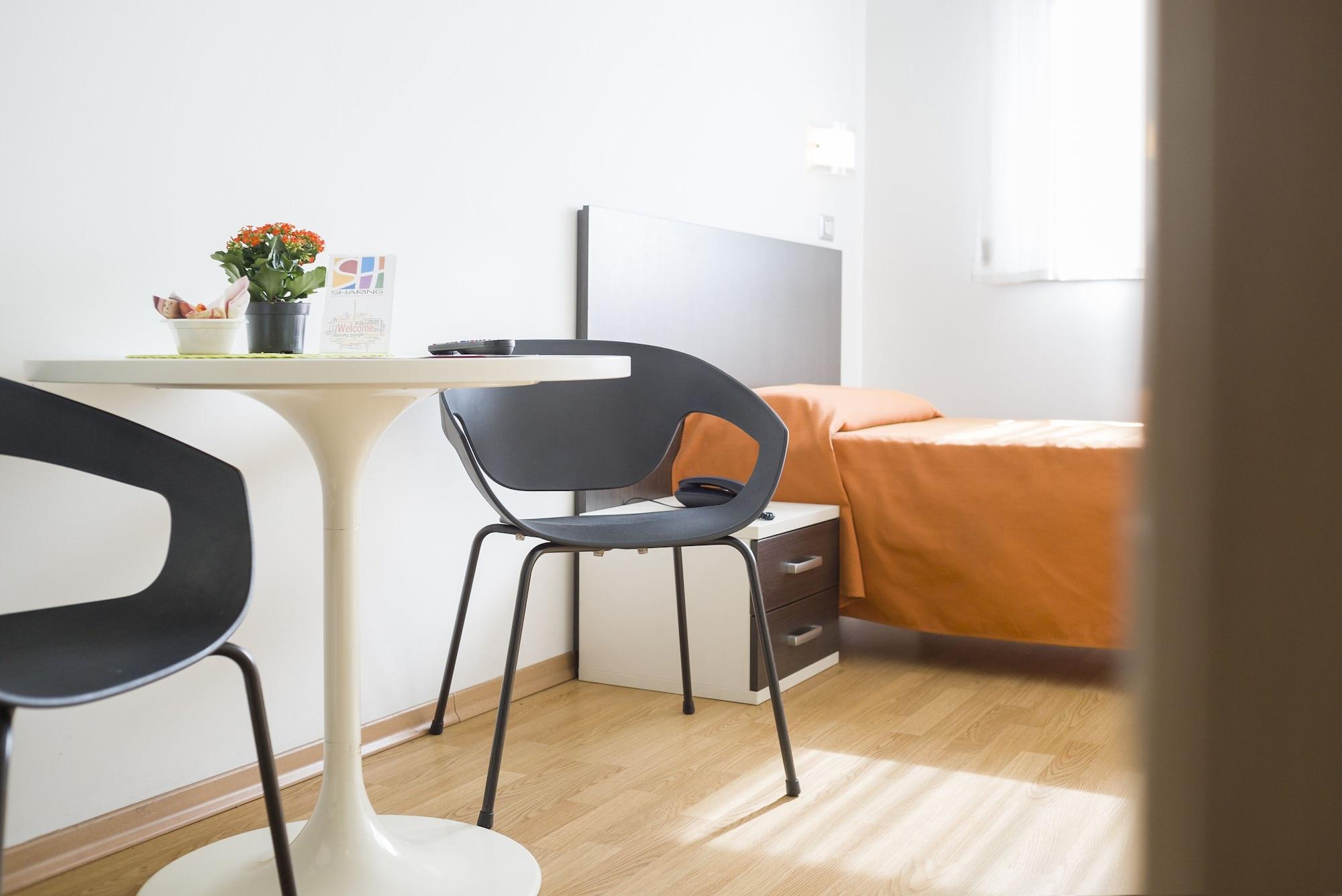 Hotel Sharing Turin Exteriör bild