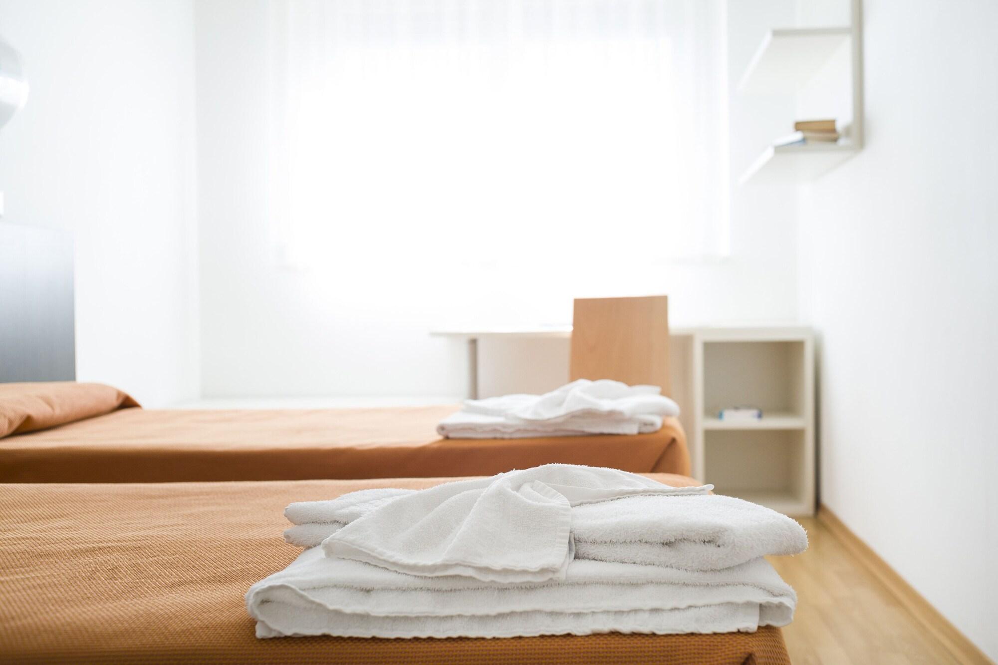 Hotel Sharing Turin Exteriör bild