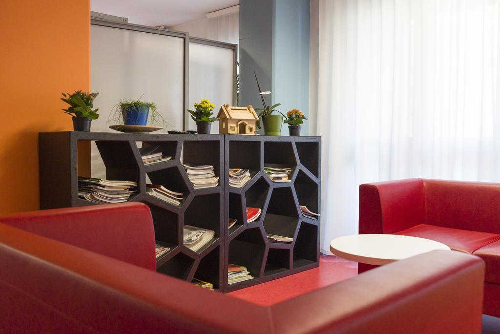 Hotel Sharing Turin Exteriör bild